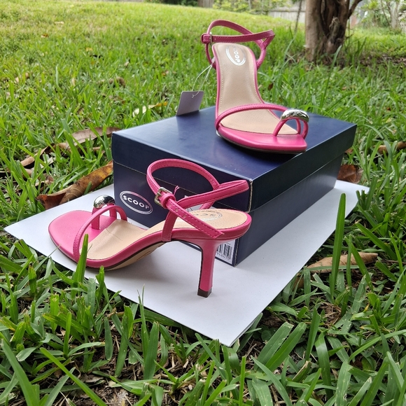 SCOOP Stiletto With Toe Loop - Picture 6 of 7